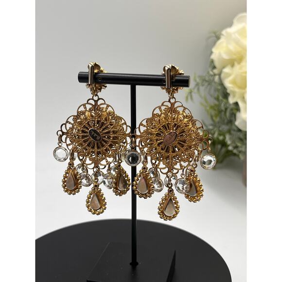 Kenneth Jay Lane 1960’s‎ Signed Filigree Crystal Chandelier Clip Runway Earrings - Picture 10 of 10